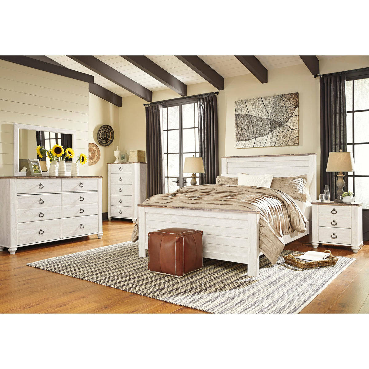 Signature Design by Ashley Willowton Queen Panel Bed B267-57