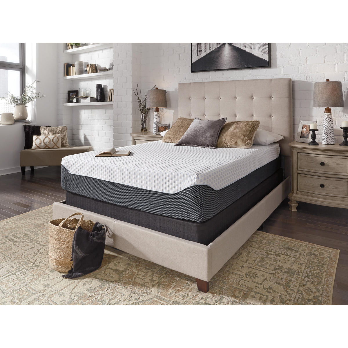 Sierra Sleep 12 Inch Chime Elite M67431 Queen Mattress