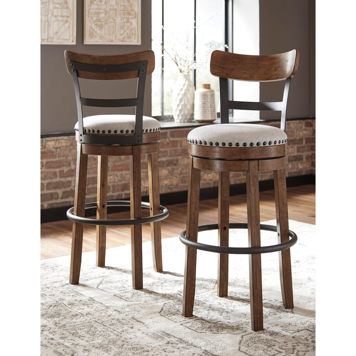 Signature Design by Ashley Valebeck Pub Height Stool D546-430