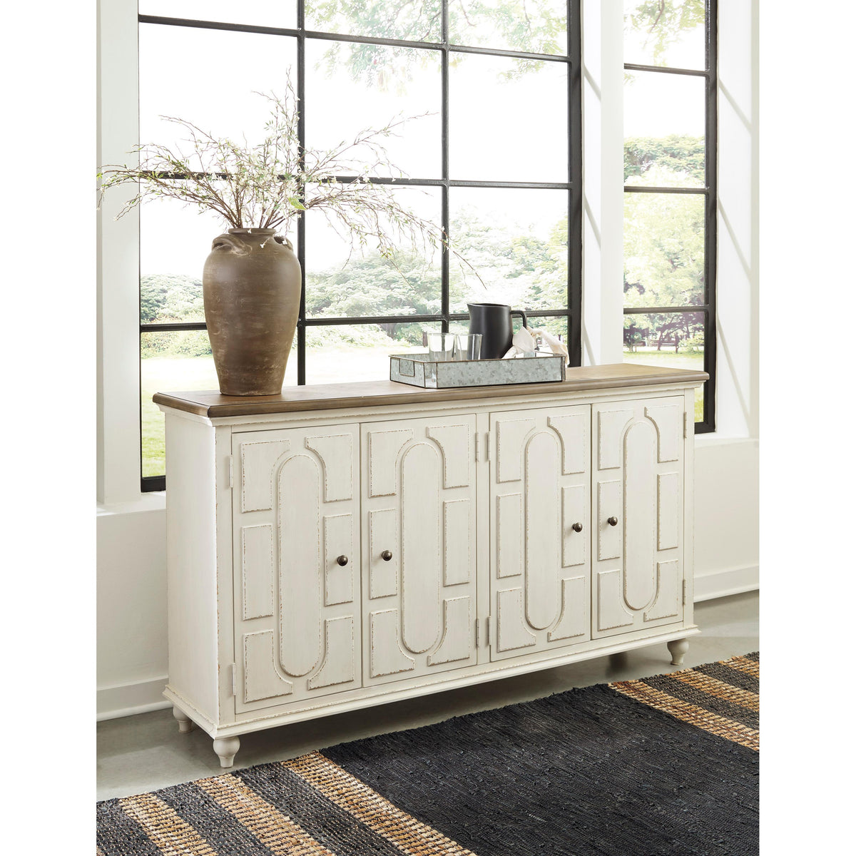 Signature Design by Ashley Roranville A4000268 Accent Cabinet