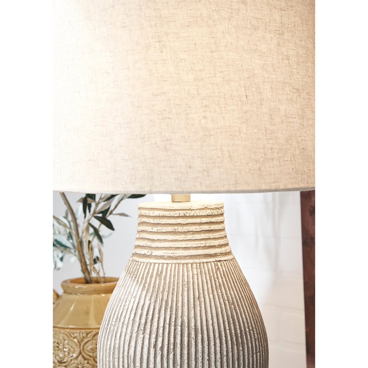 Signature Design by Ashley Layal L235634 Paper Table Lamp