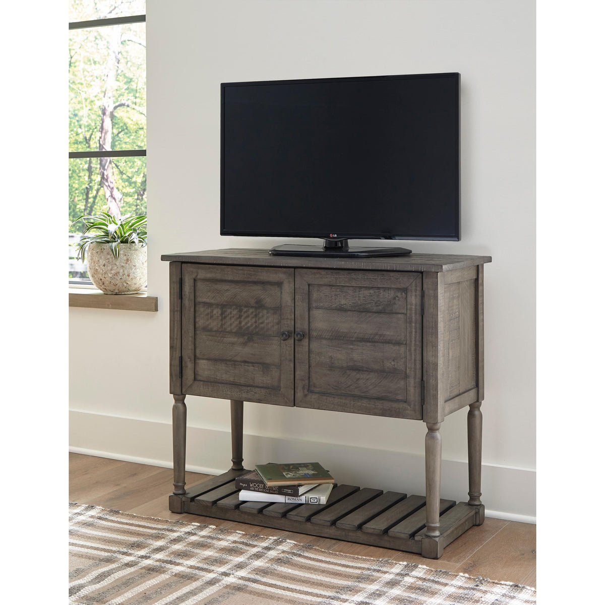 Signature Design by Ashley Lennick A4000371 Accent Cabinet