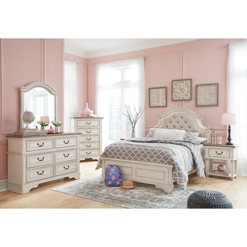 Ashley Realyn 6 Drawer Dresser and Mirror, Chipped White