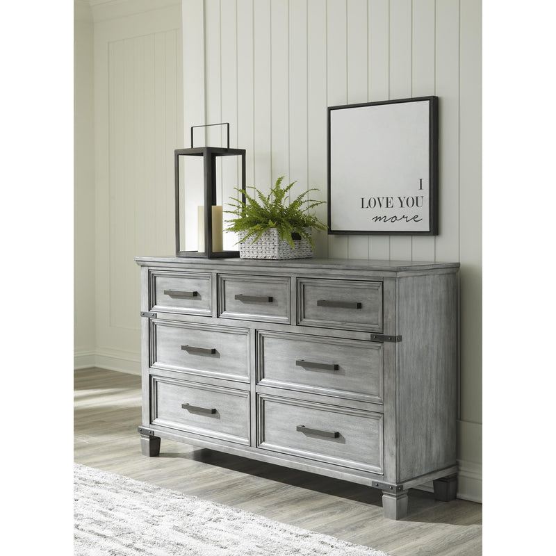 Signature Design by Ashley Russelyn B772-31 Dresser IMAGE 5