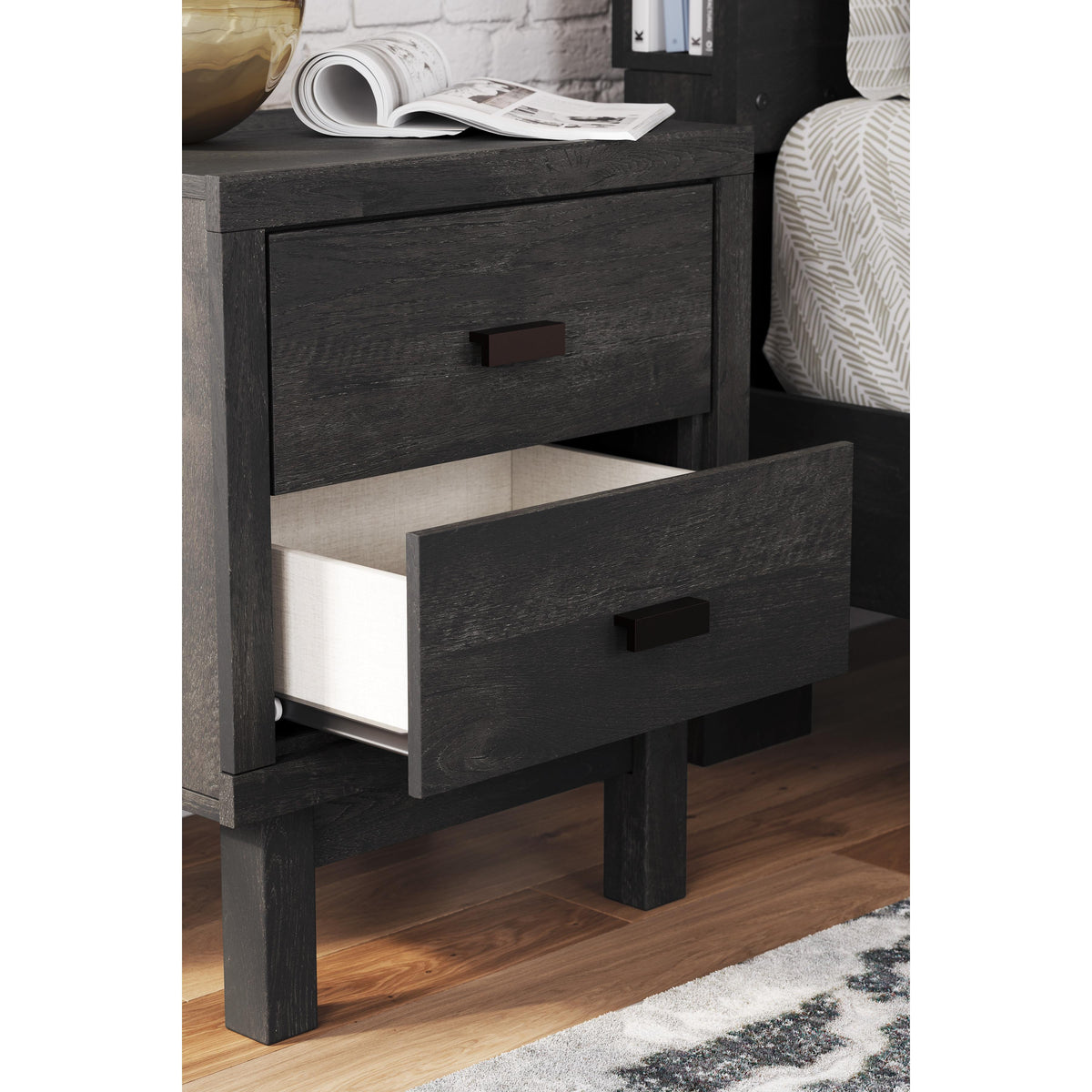 Signature Design by Ashley Toretto 2-Drawer Nightstand B1388-92