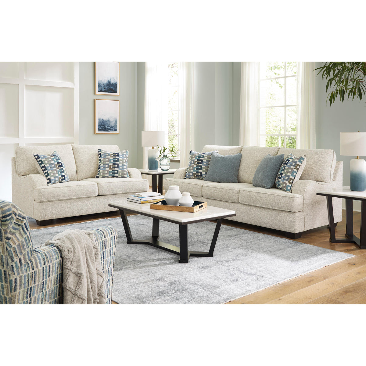 Signature Design by Ashley Valerano 3340435 Loveseat