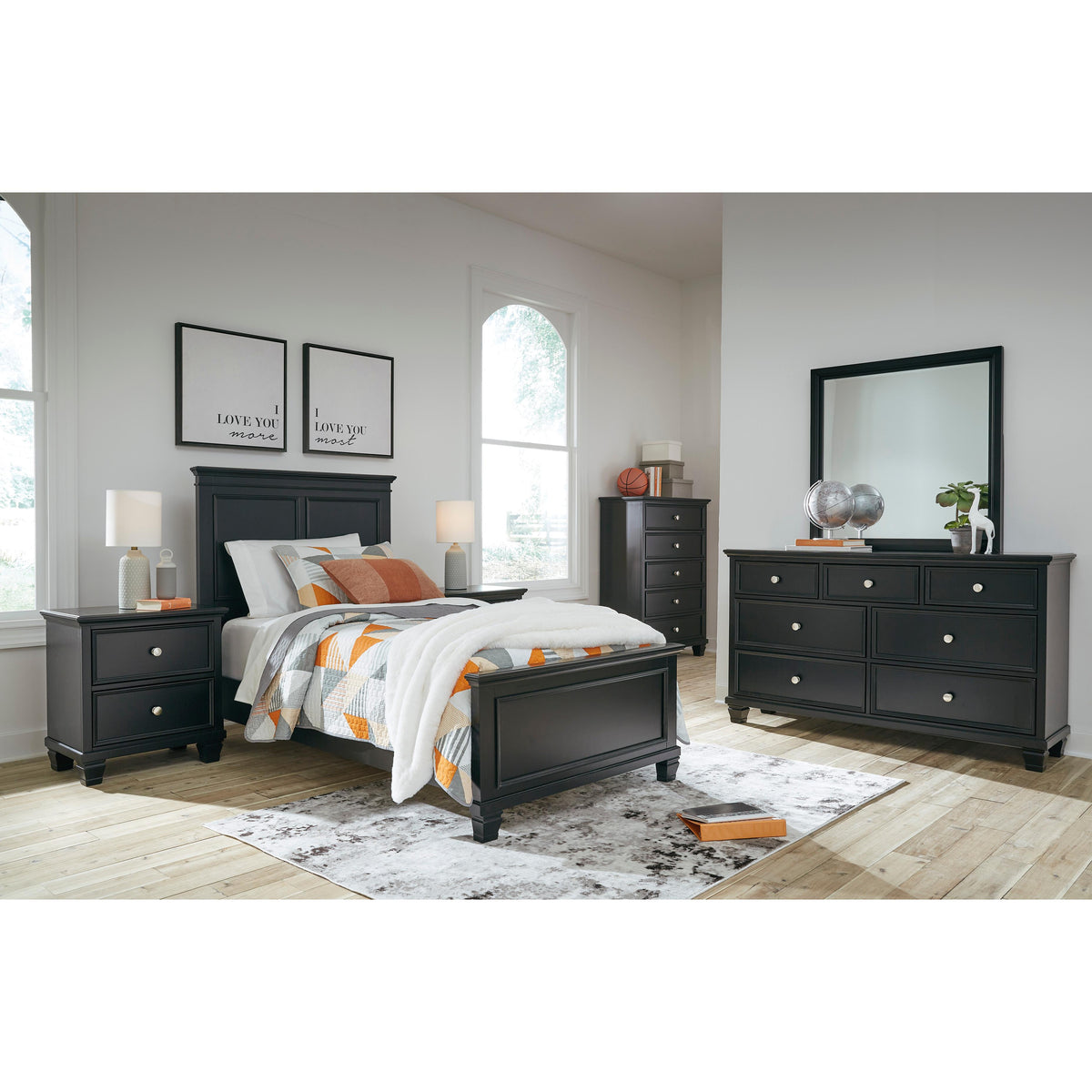 Signature Design by Ashley Lanolee B687-46 Five Drawer Chest