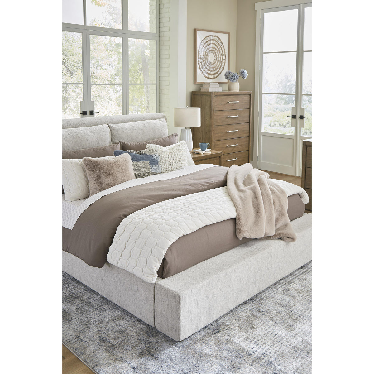 Signature Design by Ashley Cabalynn King Upholstered Platform Bed B974 Signature Design by Ashley Cabalynn King Upholstered Platform Bed B974