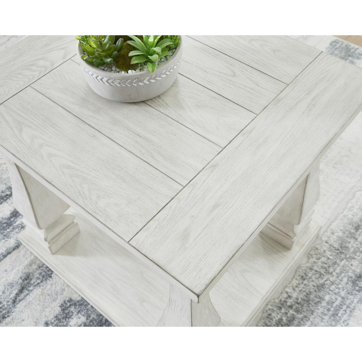 Signature Design by Ashley Arlendyne T747-3 Rectangular End Table