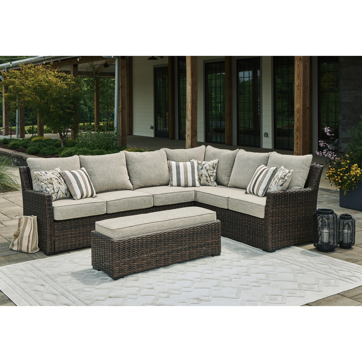 Signature Design by Ashley Brook Ranch P465-822 Sofa Sectional/Bench w