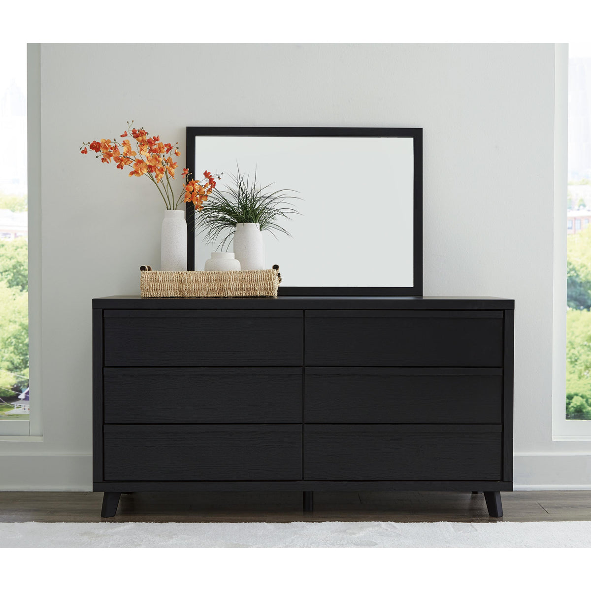 Signature Design by Ashley Danziar B1013-231 Six Drawer Dresser