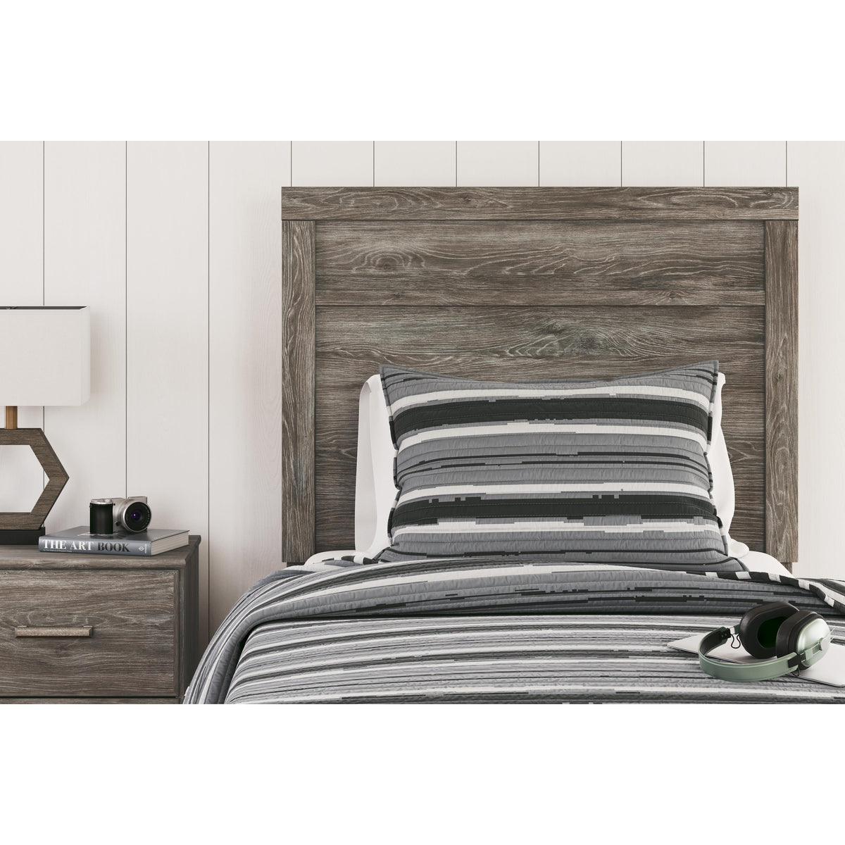 Signature Design by Ashley Ralinksi B2587B11 Twin Panel Bed