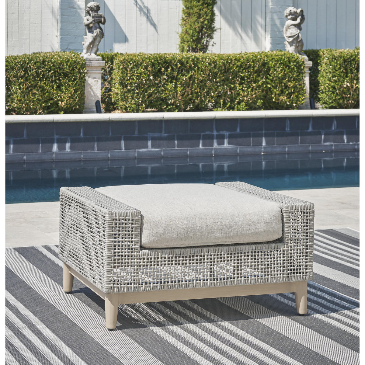 Signature Design by Ashley Seton Creek P798-814 Ottoman with Cushion