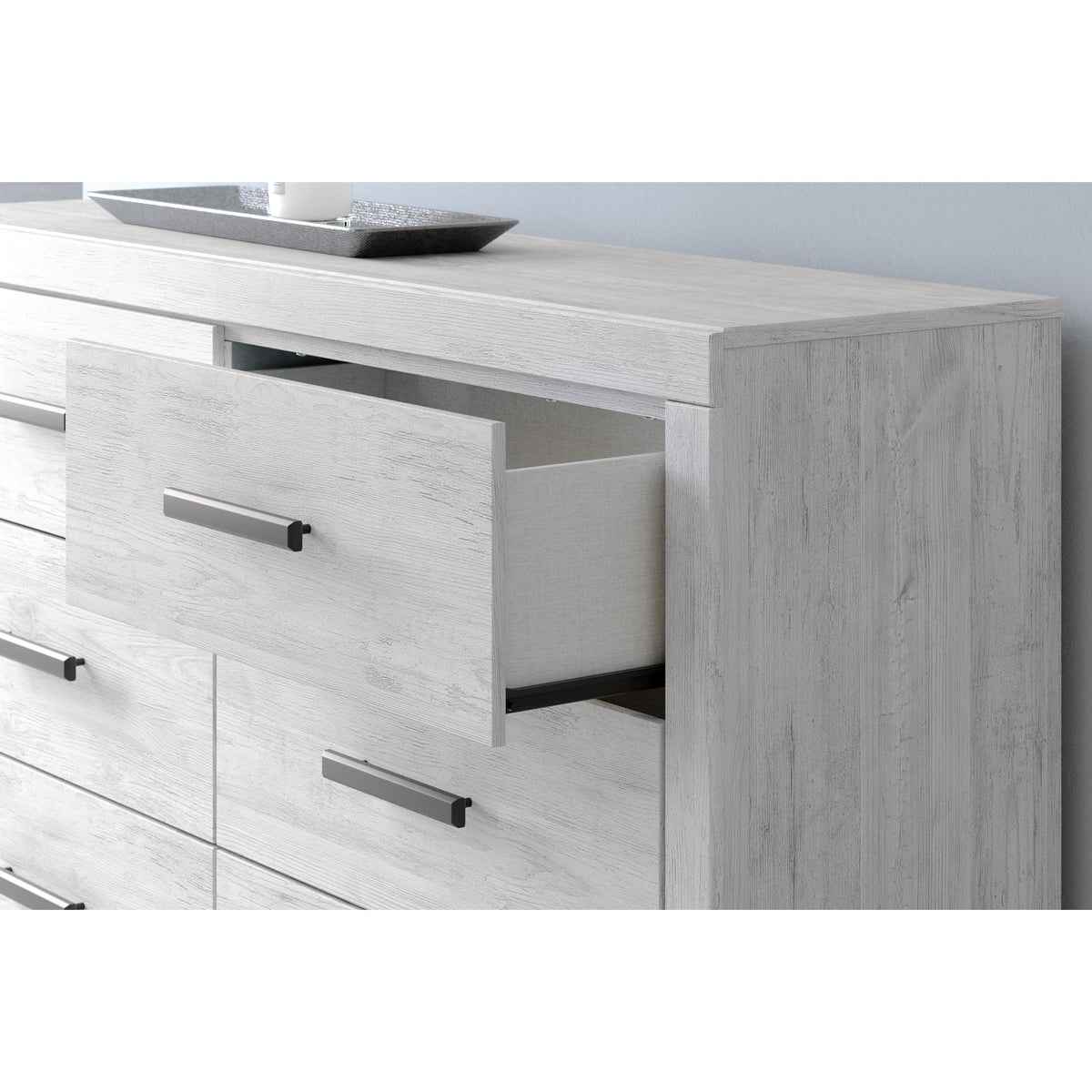 Signature Design by Ashley Cayboni B3788-31 Six Drawer Dresser