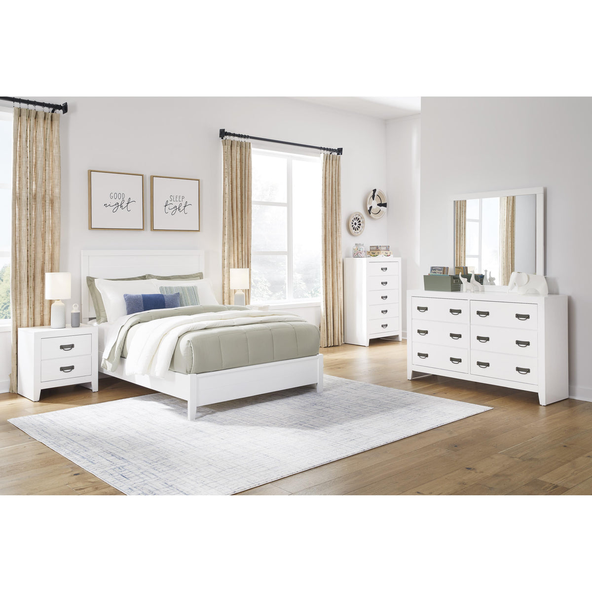 Signature Design by Ashley Binterglen B427-46 Five Drawer Chest
