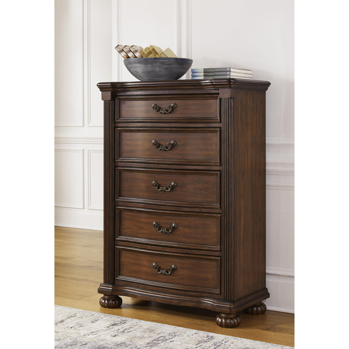 Signature Design by Ashley Lavinton B764-46 Five Drawer Chest