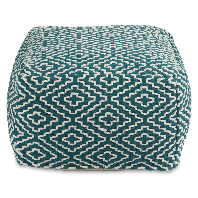 あさやん。 Signature Design by Ashley Brynnsen A1001056 Pouf