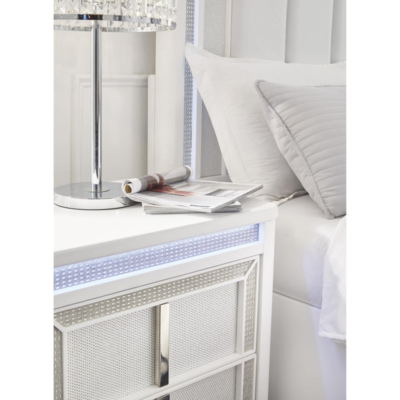 Signature Design by Ashley Chalanna 2-Drawer Nightstand B822-92 IMAGE 7