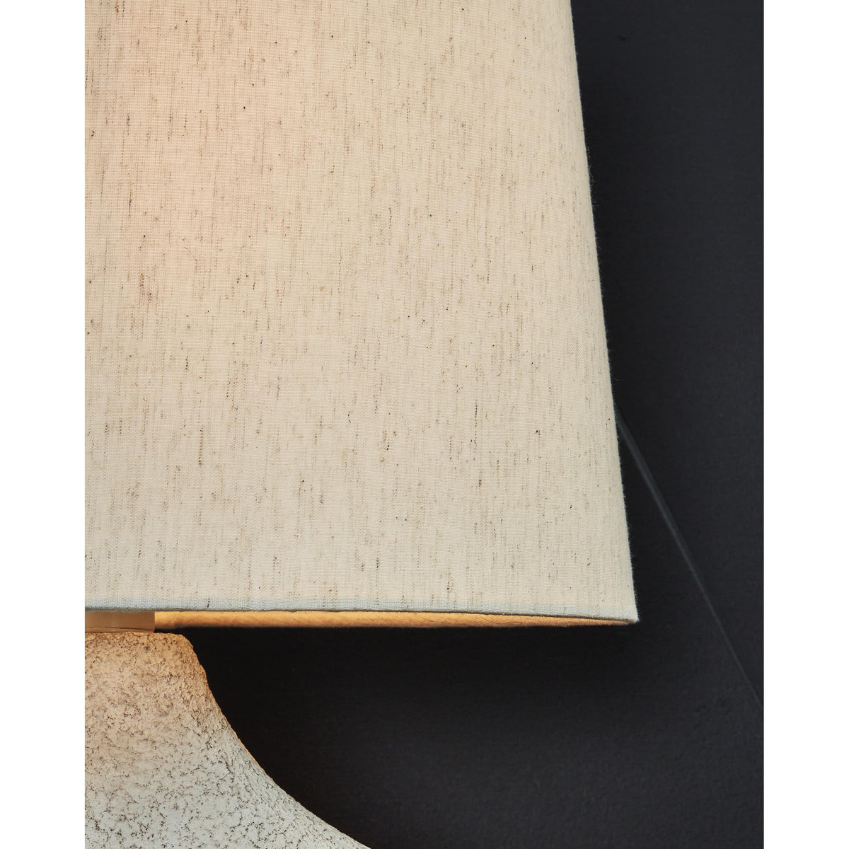 Signature Design by Ashley Chadrich L243664 Paper Table Lamp