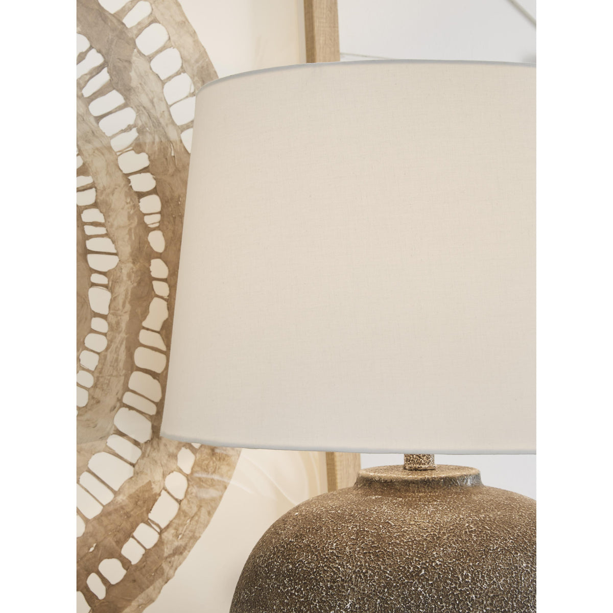 Signature Design by Ashley Neavesboro L207484 Metal Table Lamp