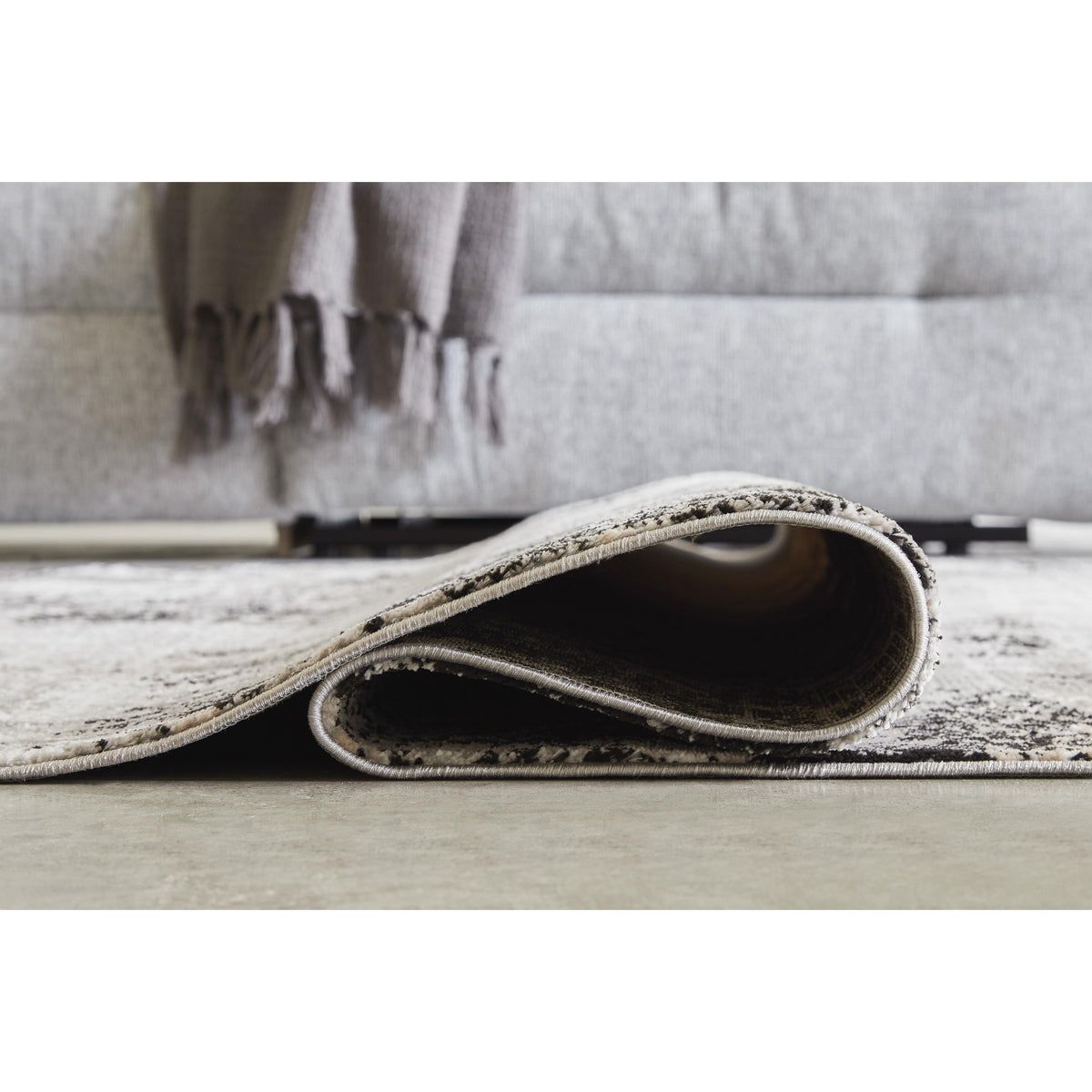 Signature Design by Ashley Langwell R406782 Medium Rug