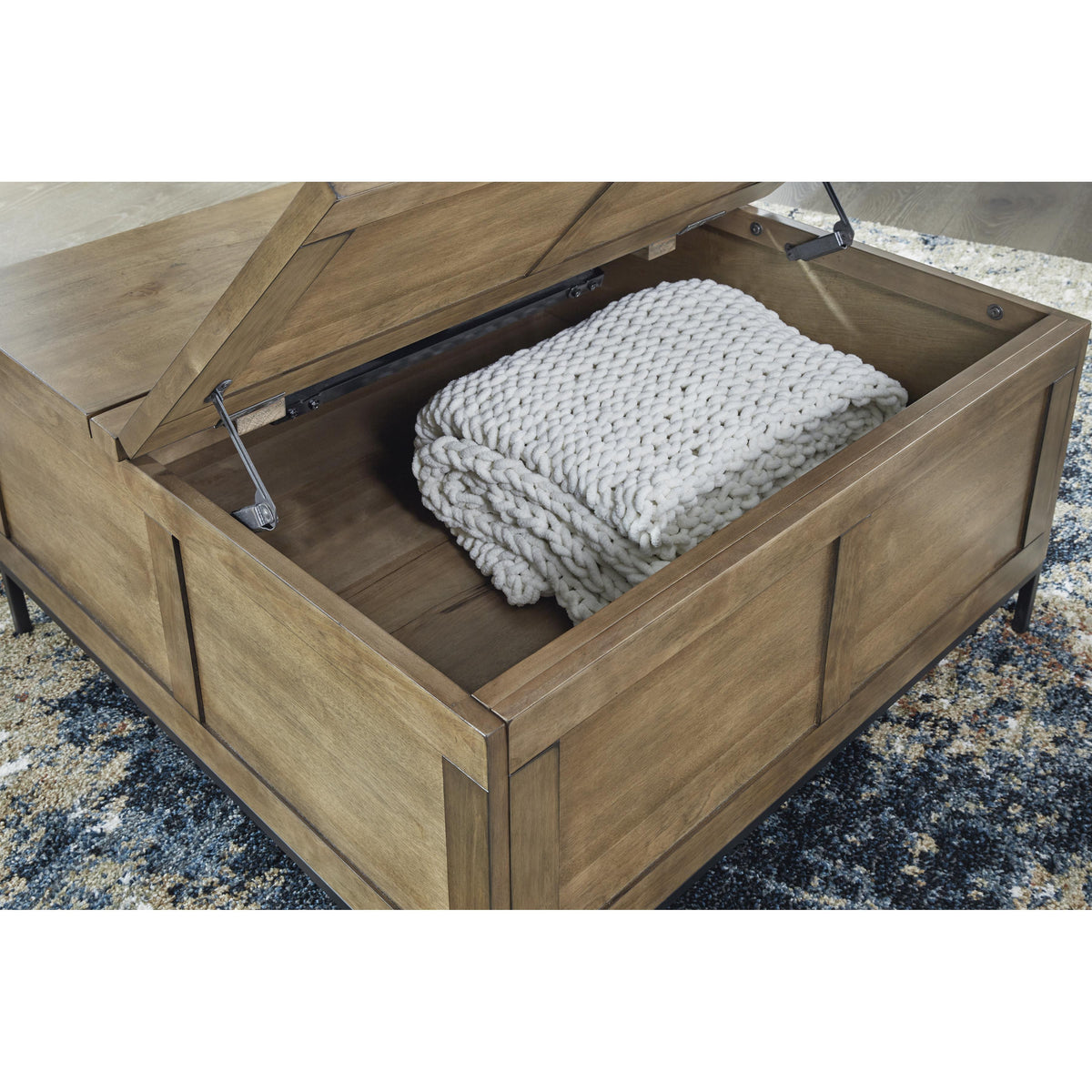 Signature Design by Ashley Torlanta T686-9 Lift Top Cocktail Table