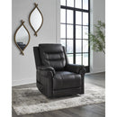 Signature Design by Ashley Oatman 1800512 Power Lift Recliner IMAGE 7