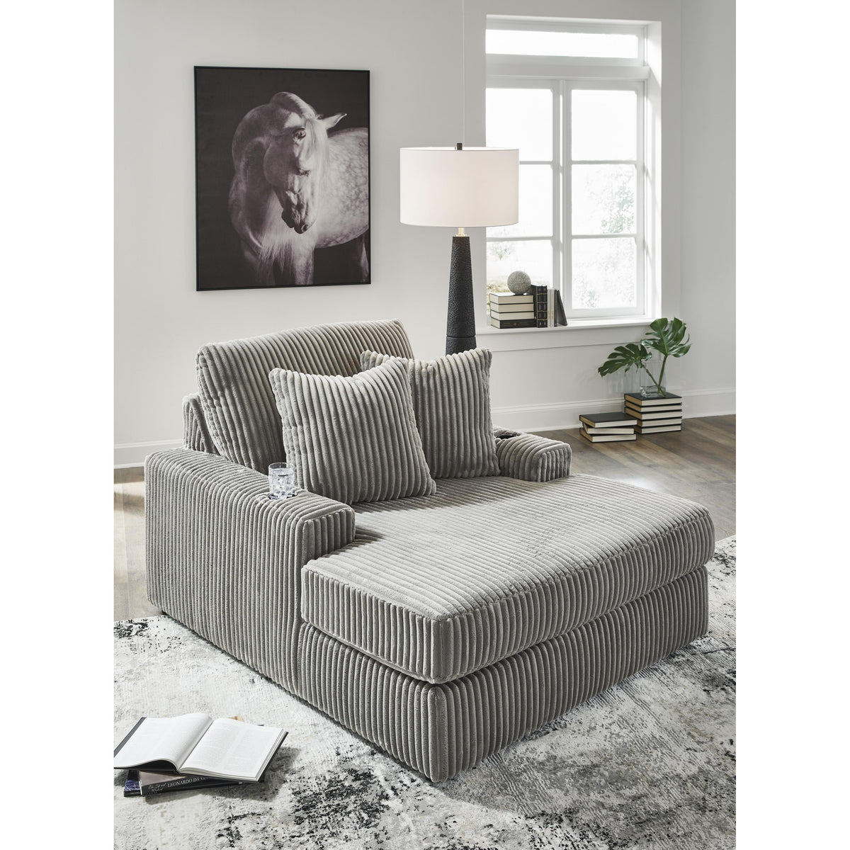 Signature Design by Ashley Lindyn 2110515 Chaise