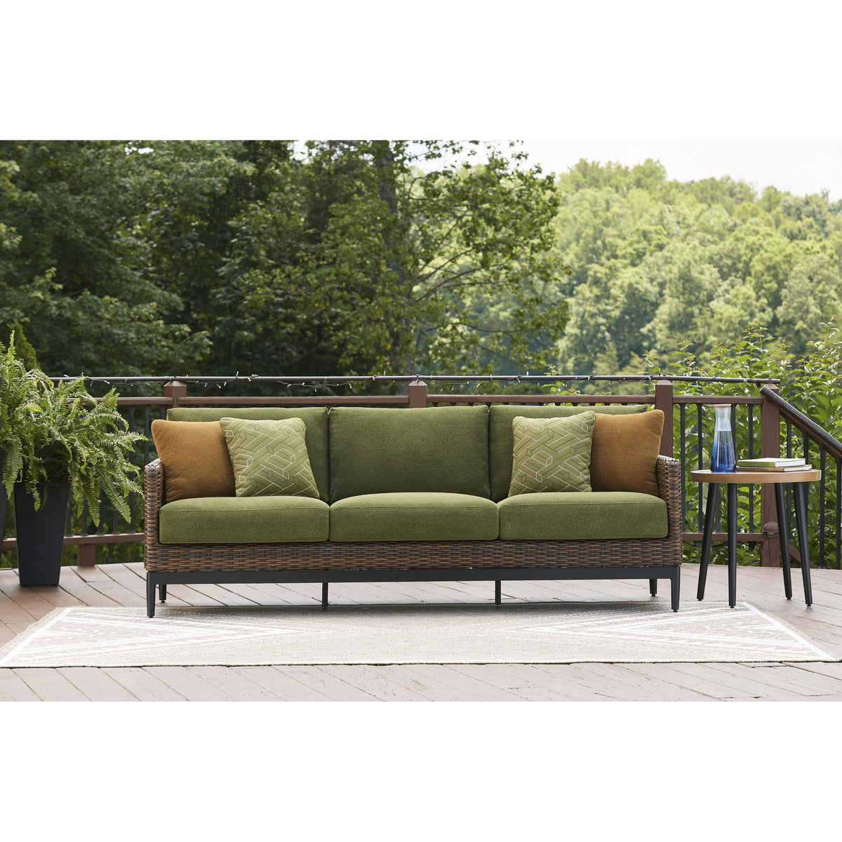 Signature Design by Ashley Horizon Hall P572-838 Sofa with Cushion