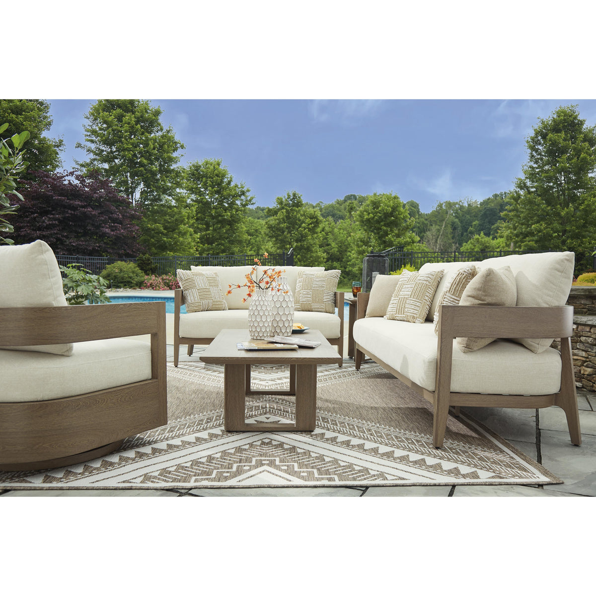 Signature Design by Ashley Serene Bay P671-838 Sofa with Cushion