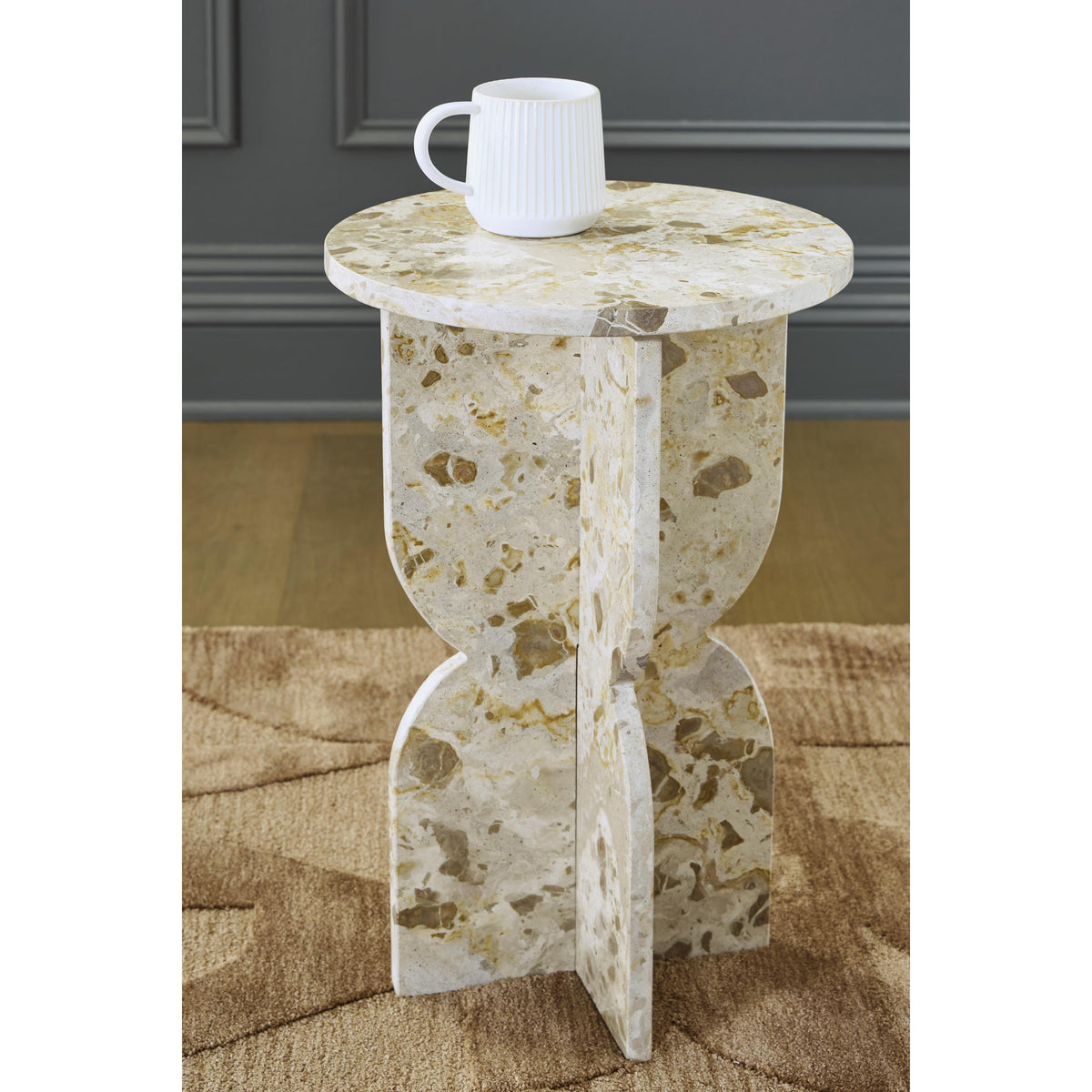 Signature Design by Ashley Treygan A4000647 Accent Table