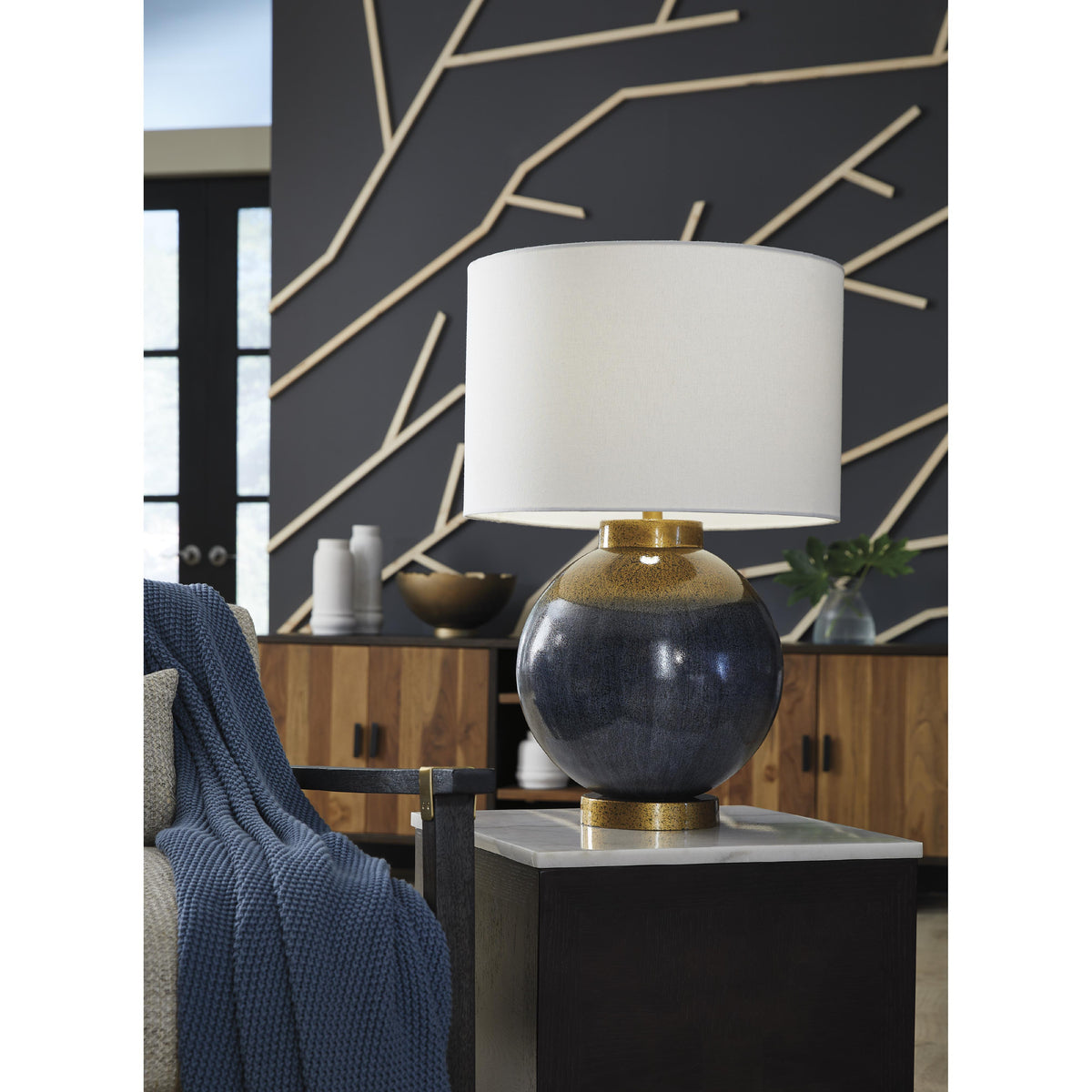 Signature Design by Ashley Adara L207564 Metal Table Lamp