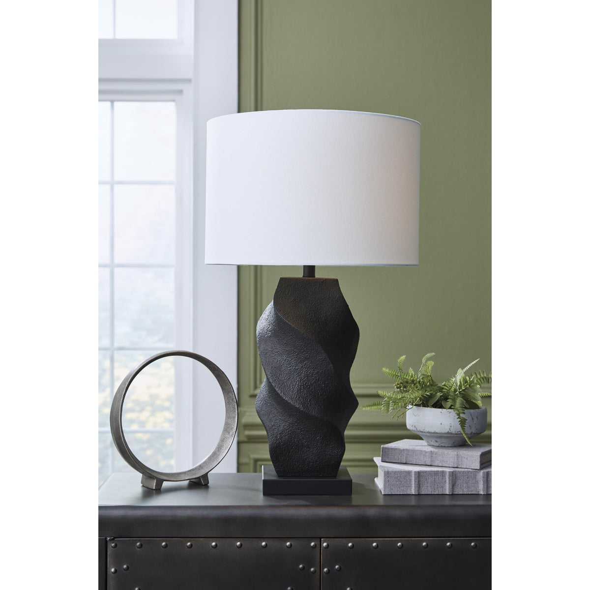 Signature Design by Ashley Amillion L235904 Poly Table Lamp
