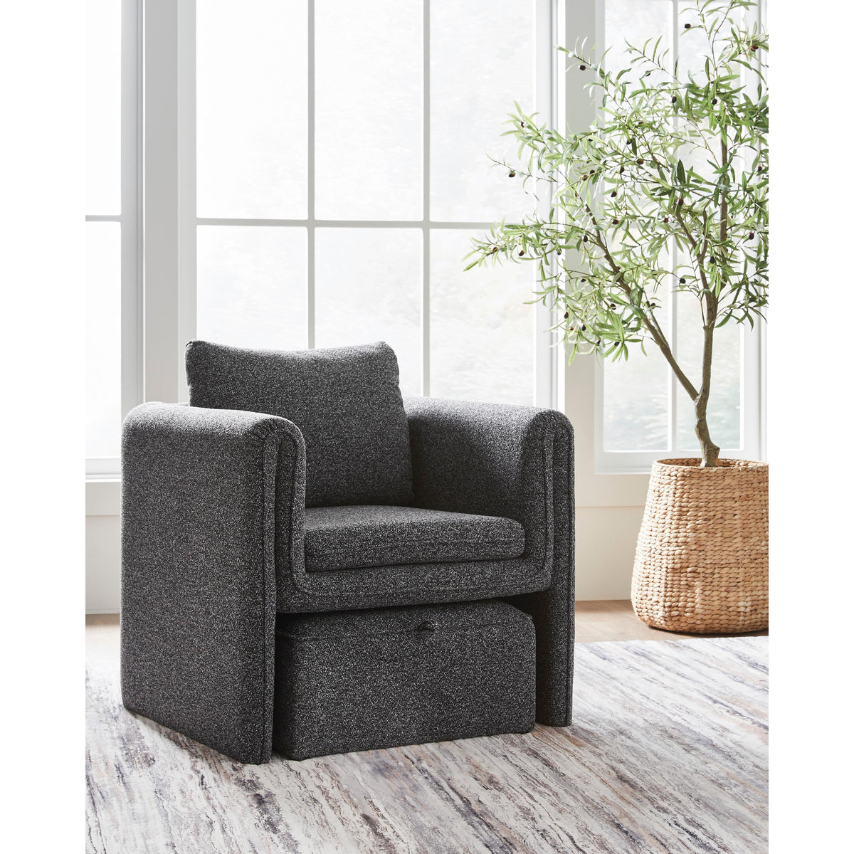 Signature Design by Ashley Vreni A3000754 Accent Chair