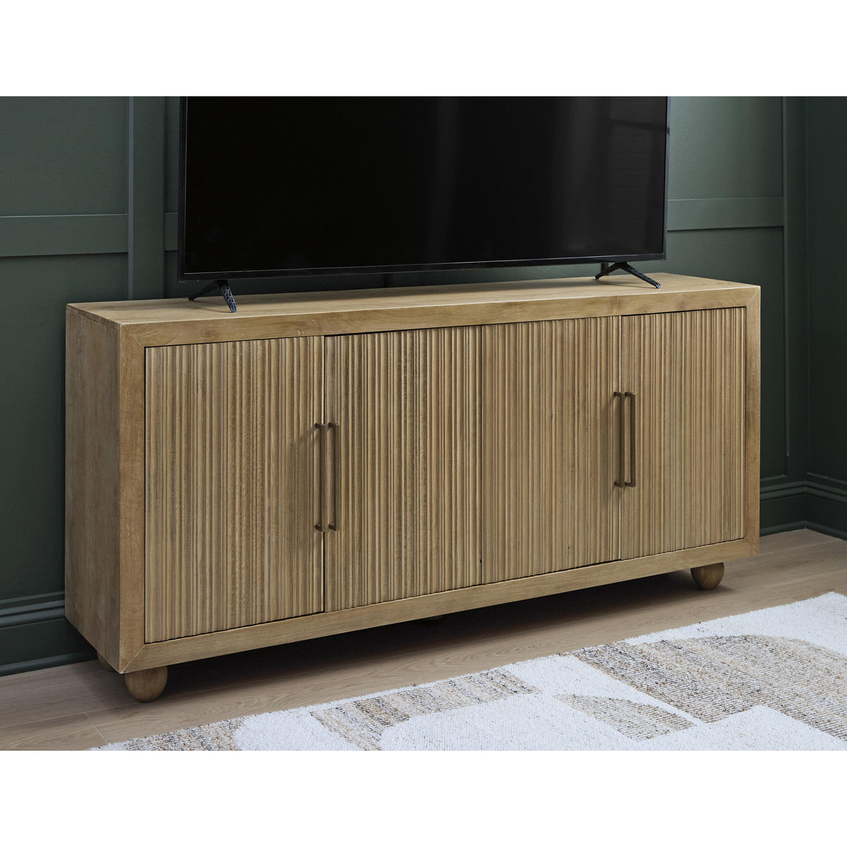 ash210g amu180g セット Signature Design by Ashley Niam A4000684 Accent Cabinet