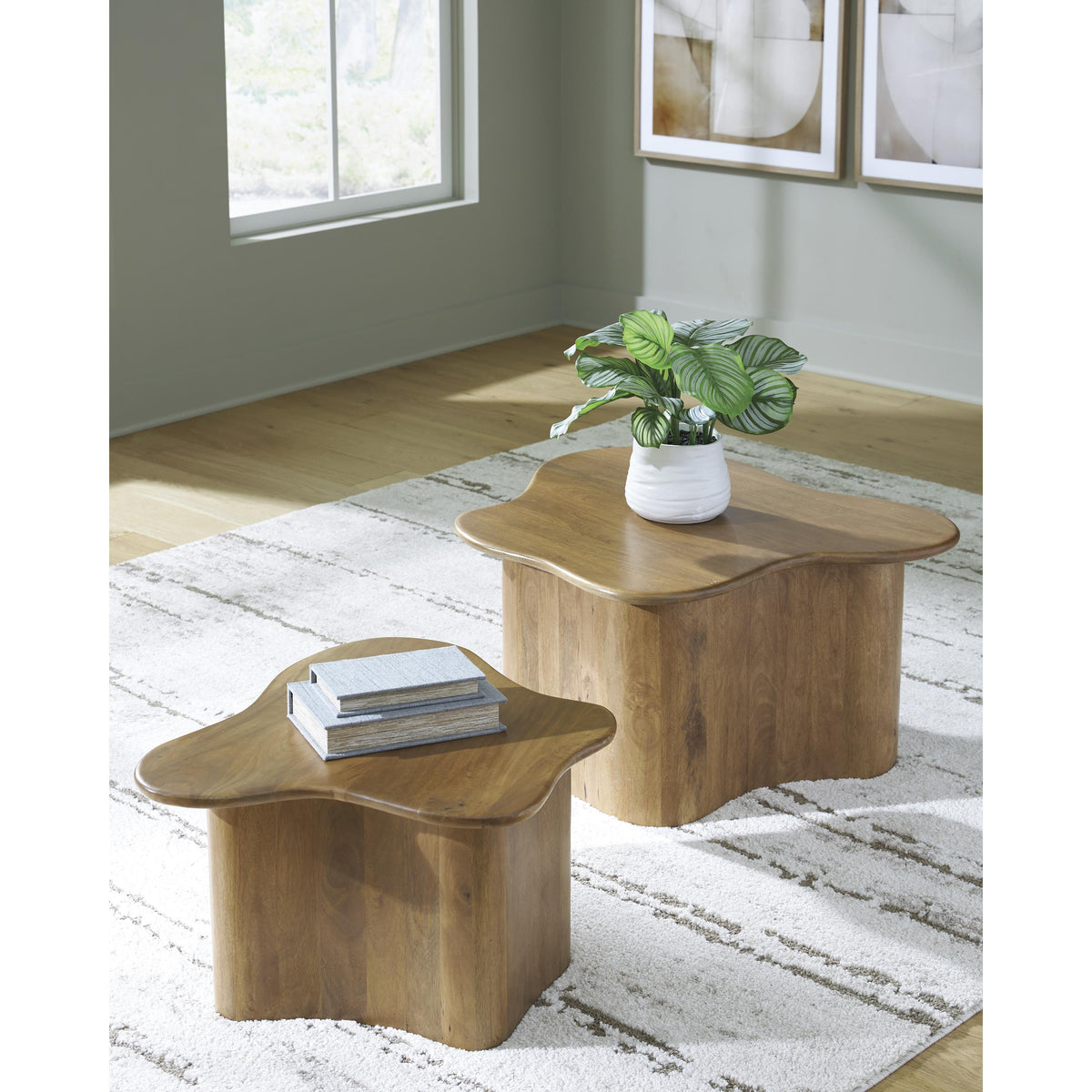 Signature Design by Ashley Abeford A4000711 Accent Cocktail Table Set