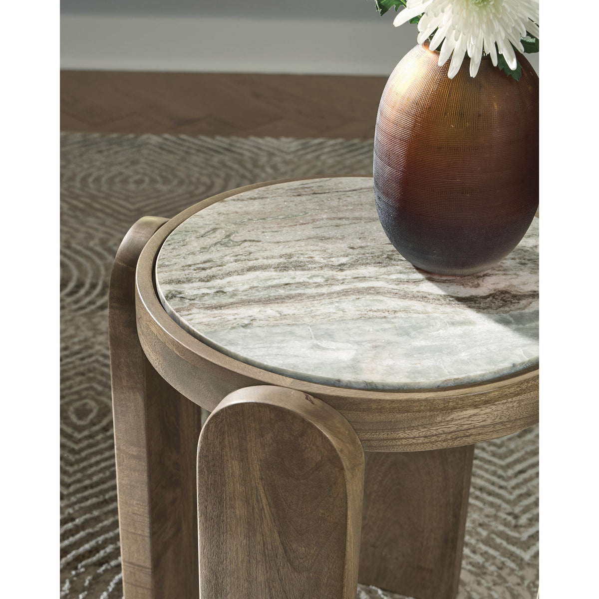 インアバンスONES TABLE Signature Design by Ashley Gavrilley A4000722 Accent Table
