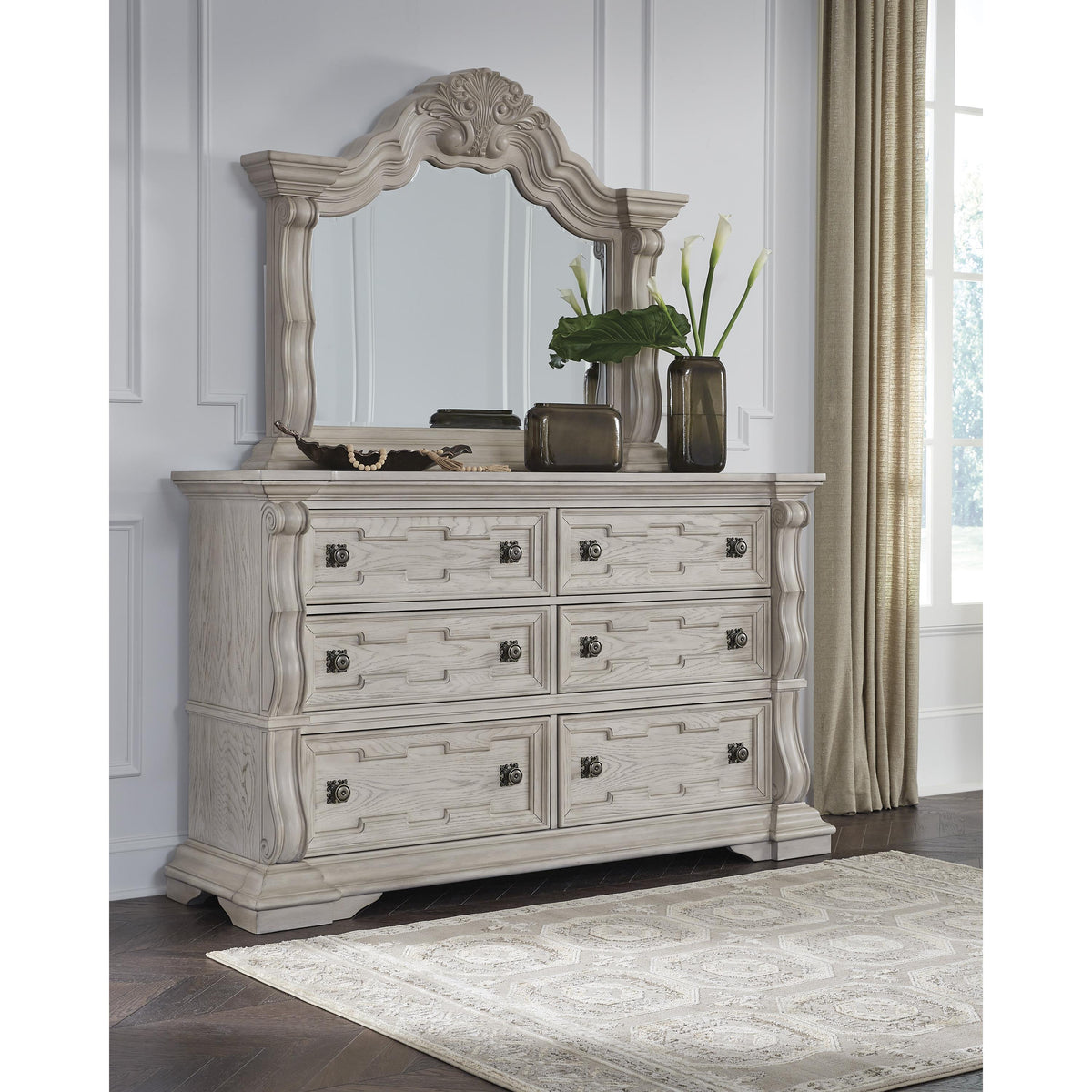 Signature Design by Ashley Bruchandi PCB948-31 Dresser