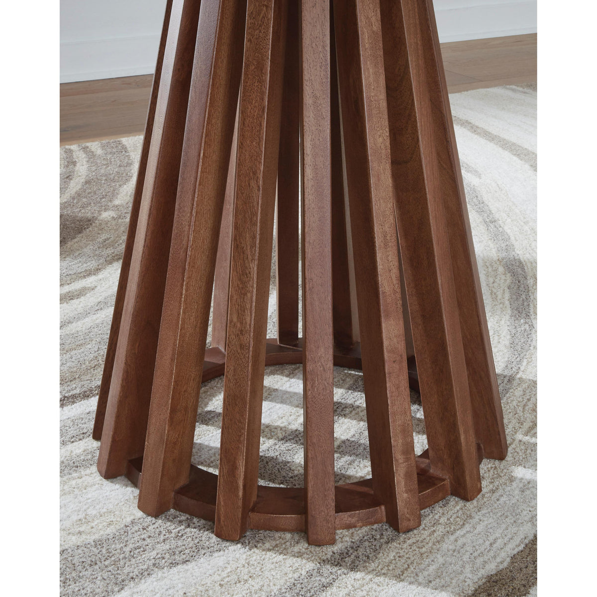 Signature Design by Ashley Kallari T737-6 Round End Table