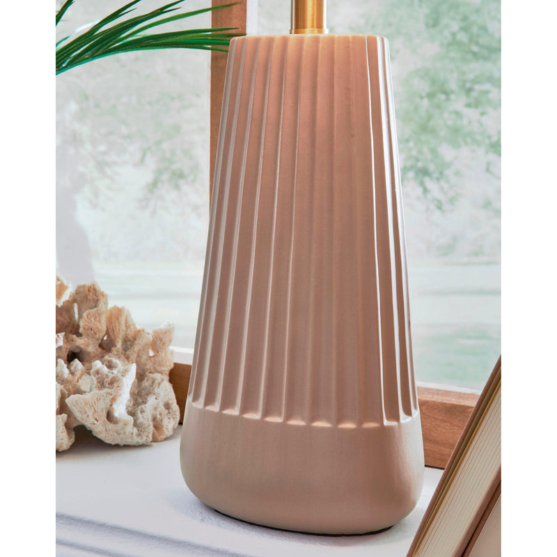 Signature Design by Ashley Dellner Table Lamp L100854