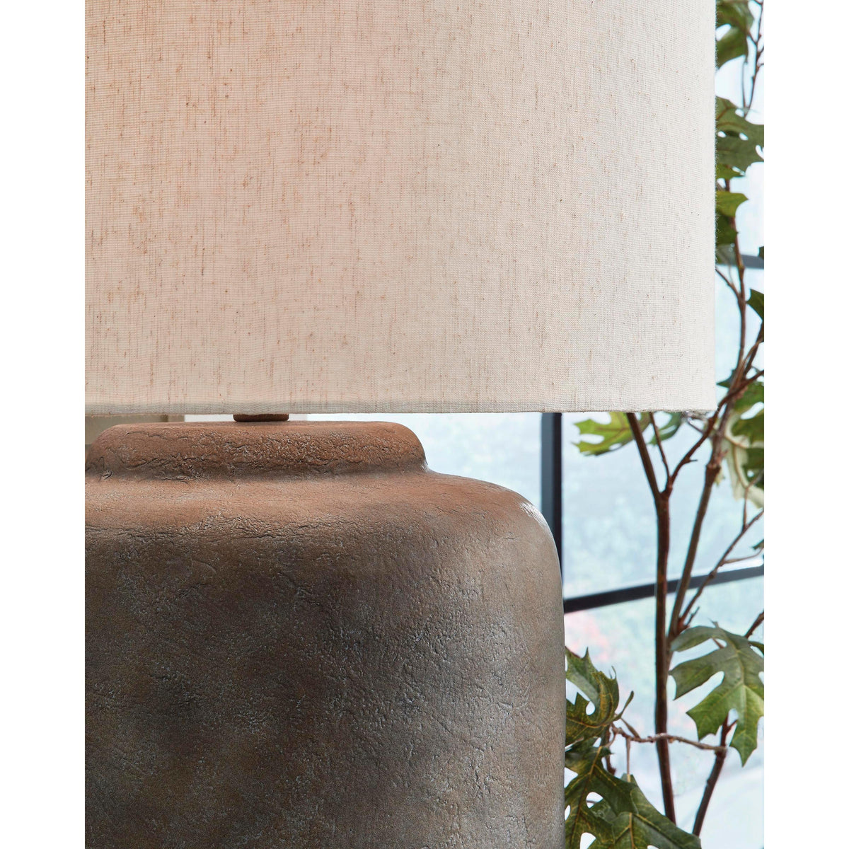 Signature Design by Ashley Zandophen Table Lamp L207654