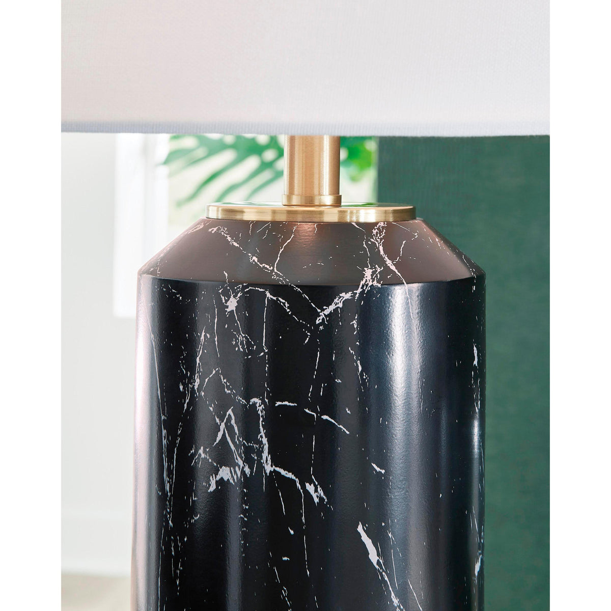 Signature Design by Ashley Hanzila Table Lamp L236074