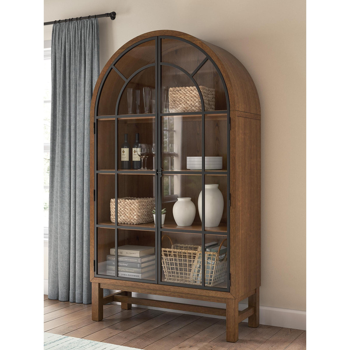 Signature Design by Ashley Greddinton Display Cabinet PCD824-476